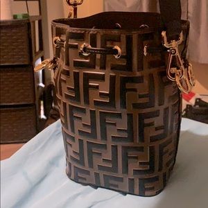 FENDI BUCKET BAG